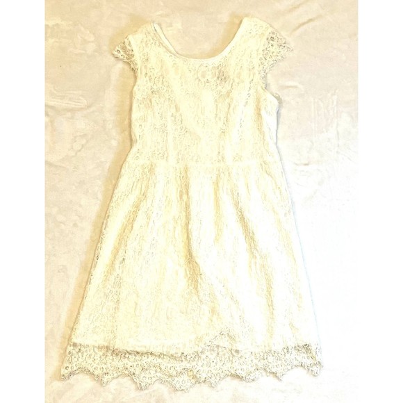 White Lace Dress Windsor - Picture 1 of 5